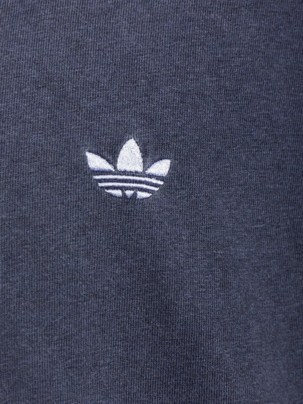 adidas logo-embroidered T-shirt Blauw