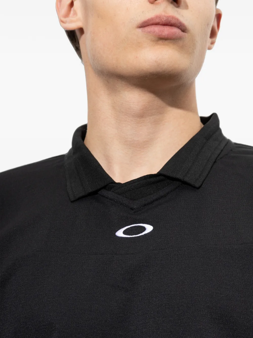 Oakley T-shirt met geborduurd logo en polokraag Zwart