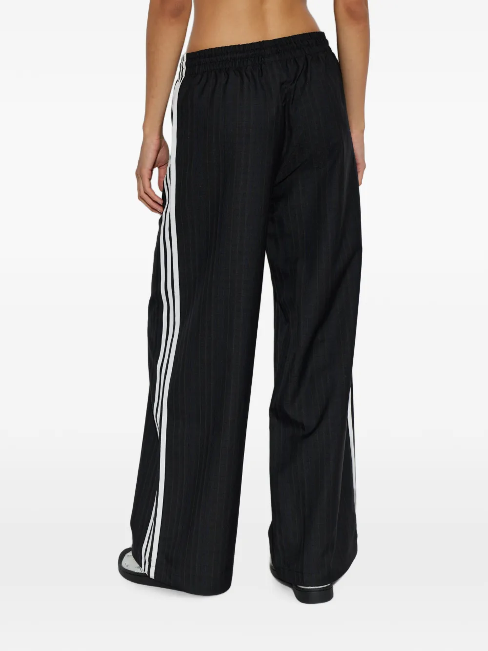 adidas pinstriped wide-leg trousers Zwart