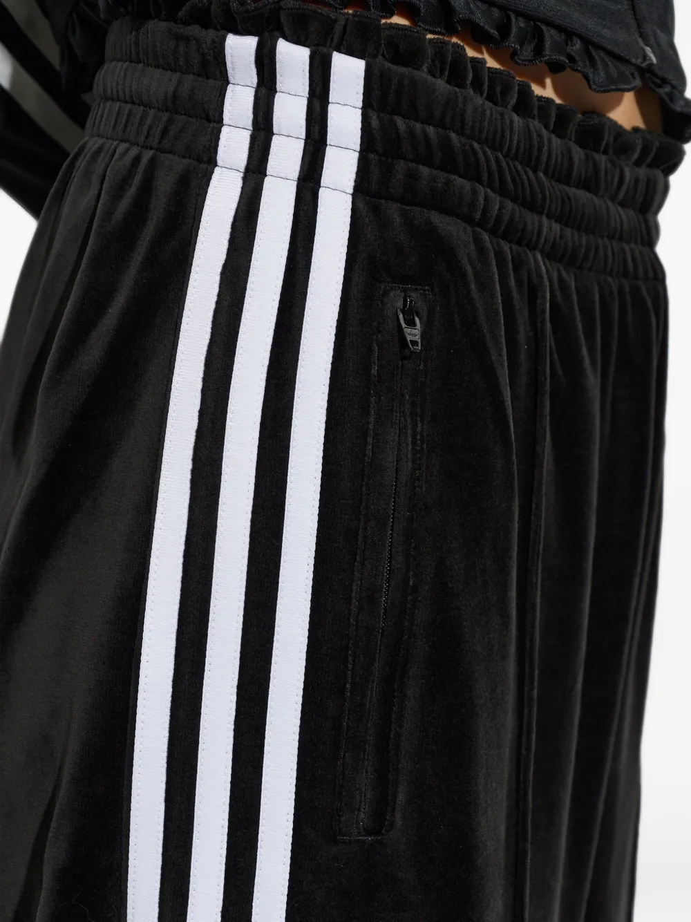 adidas 3-Stripes velour track pants Zwart