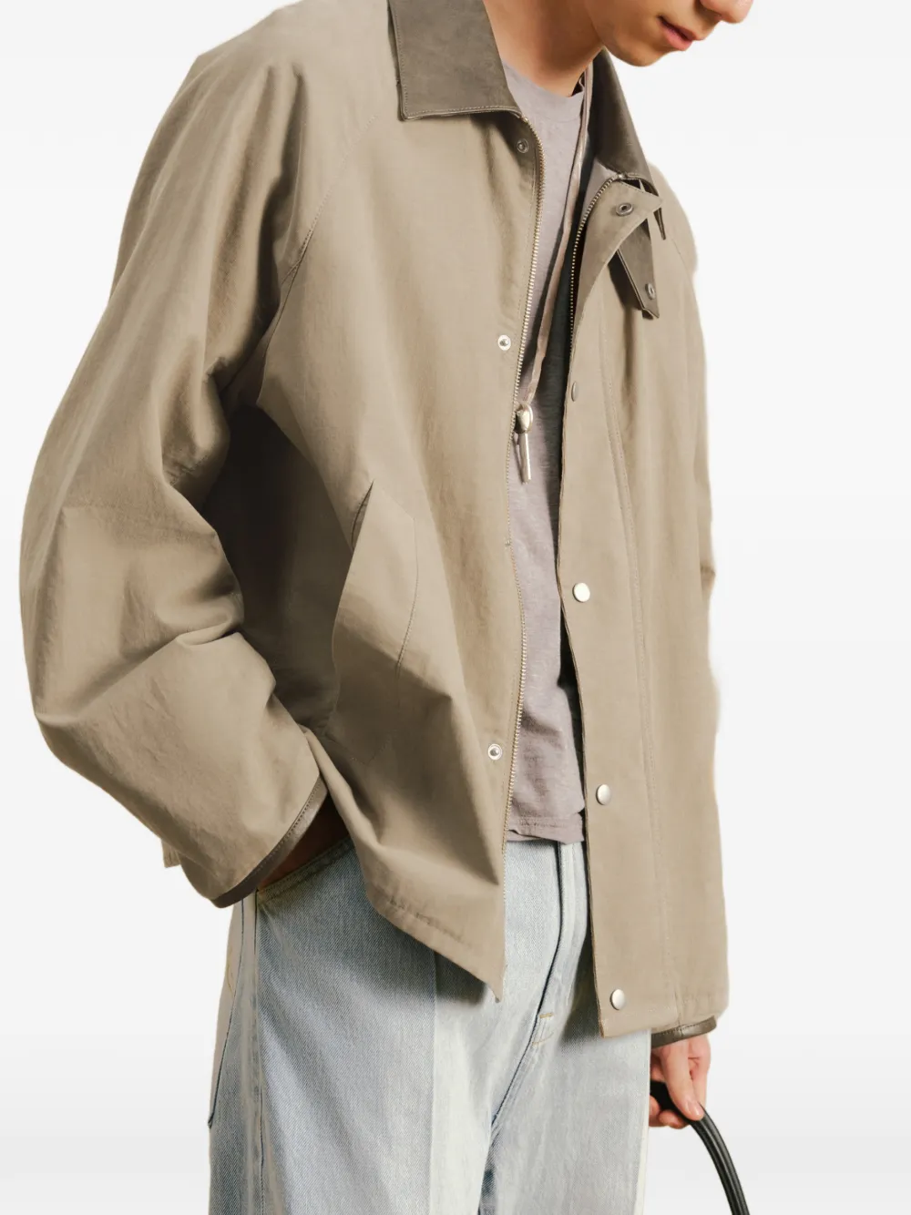 CROQUIS Shirtjack met raglan mouwen en leren kraag Beige