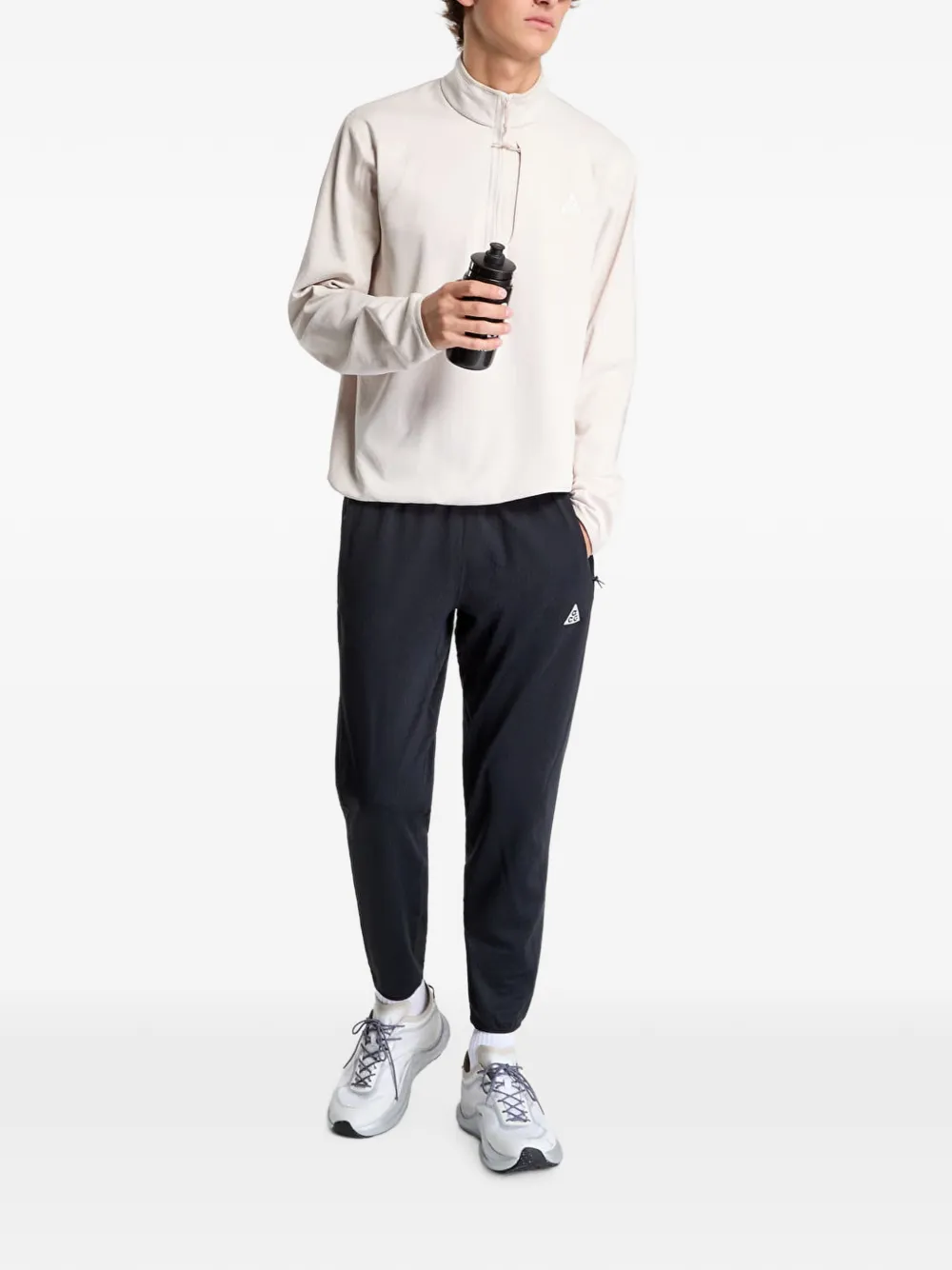 Nike Wolf Grid Therma-FIT sweatshirt Beige