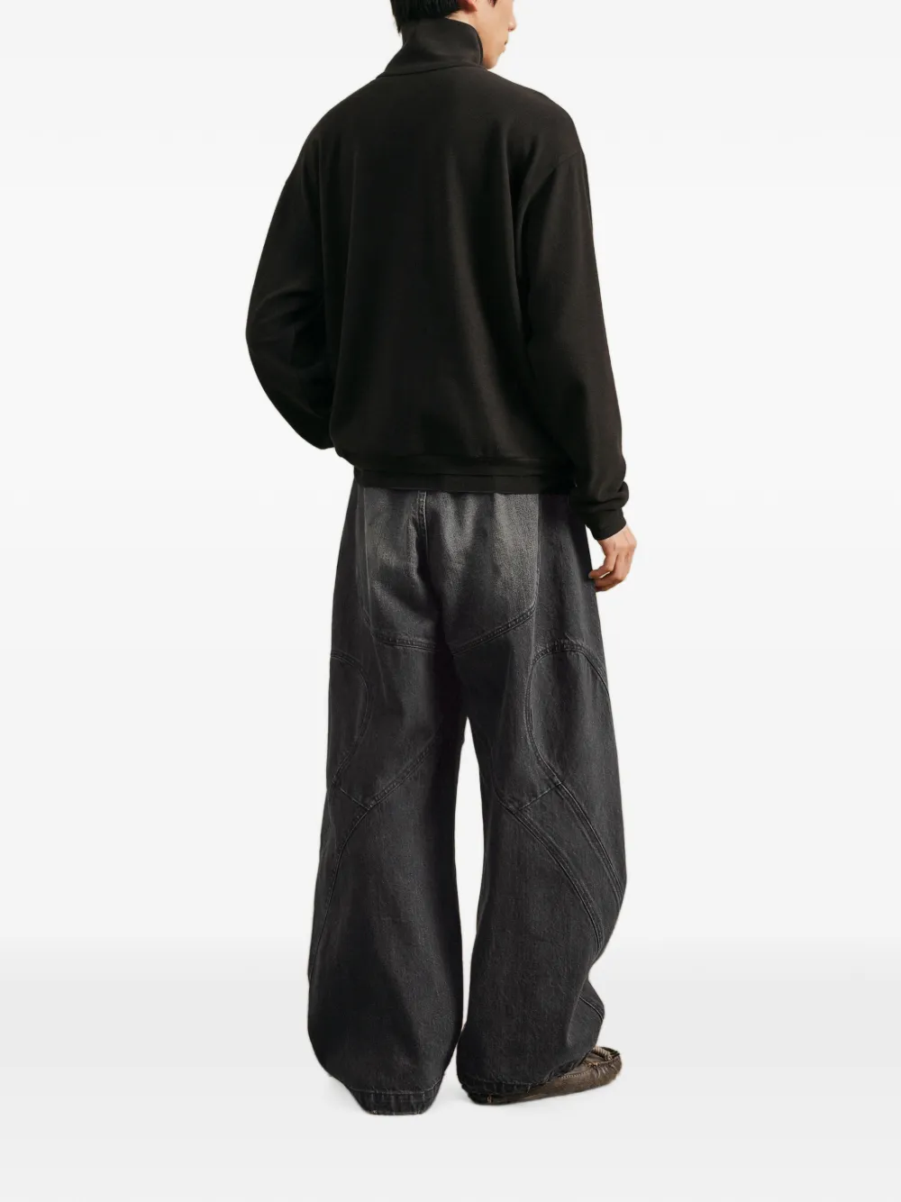 CROQUIS Sculpturale jeans met wijde pijpen en schelpvormig silhouet Zwart