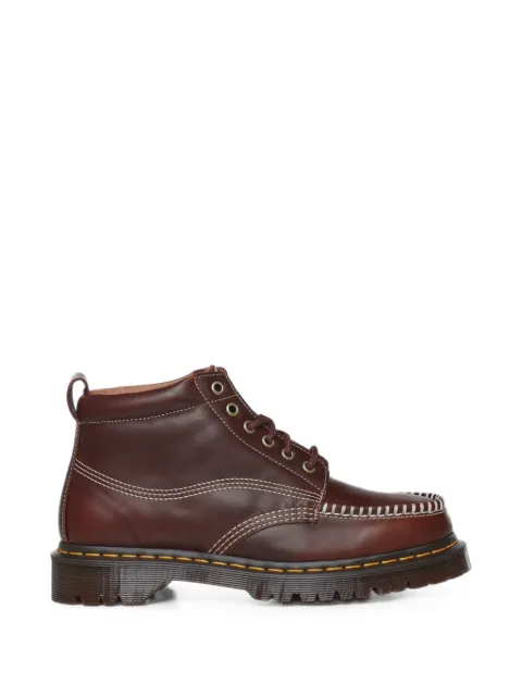 Dr. Martens Lowell Chukka bicker boots