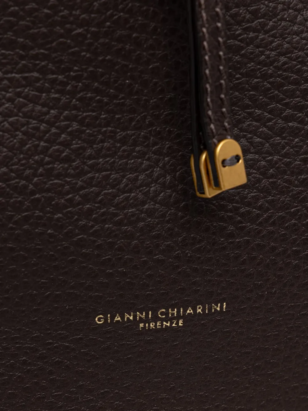 GIANNI CHIARINI Sienna leren schoudertas met textuur en trekkoord Bruin