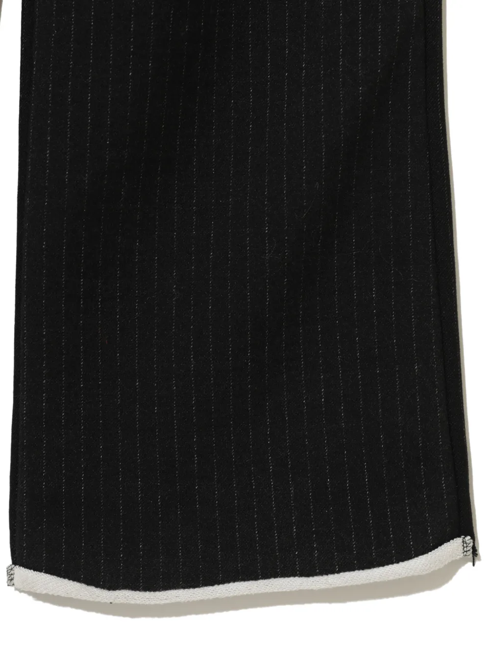 Undercover Gerafelde broek met krijtstreep Zwart