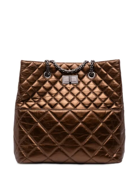 CHANEL Pre-Owned 2010-2011 Quilted Metallic Aged Calfskin Reissue 2.55 tote bag