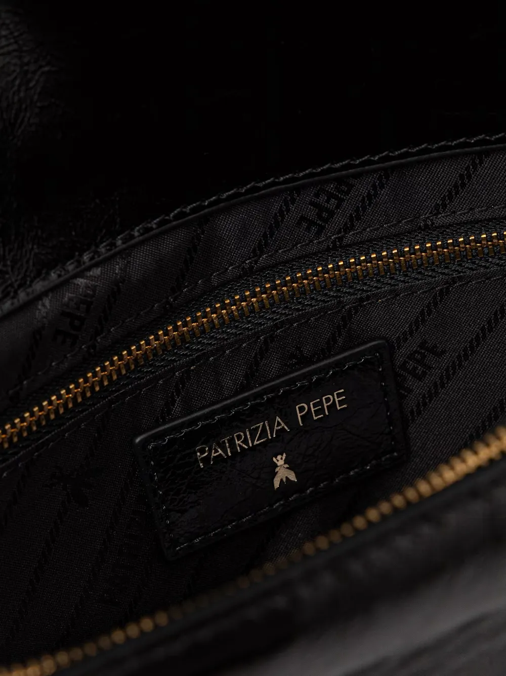 Patrizia Pepe Crossbodytas met Fly-logo Zwart