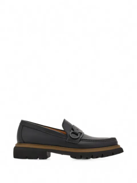 Ferragamo Mocassim com ornamento Gancini