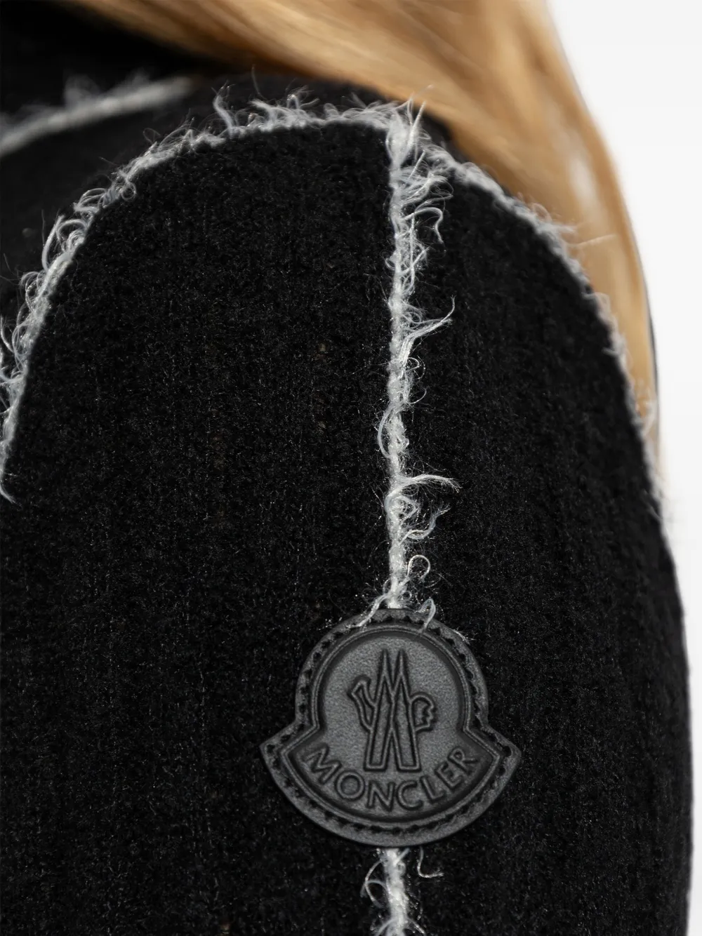 Moncler Ribgebreide trui met contrasterende stiksels Zwart