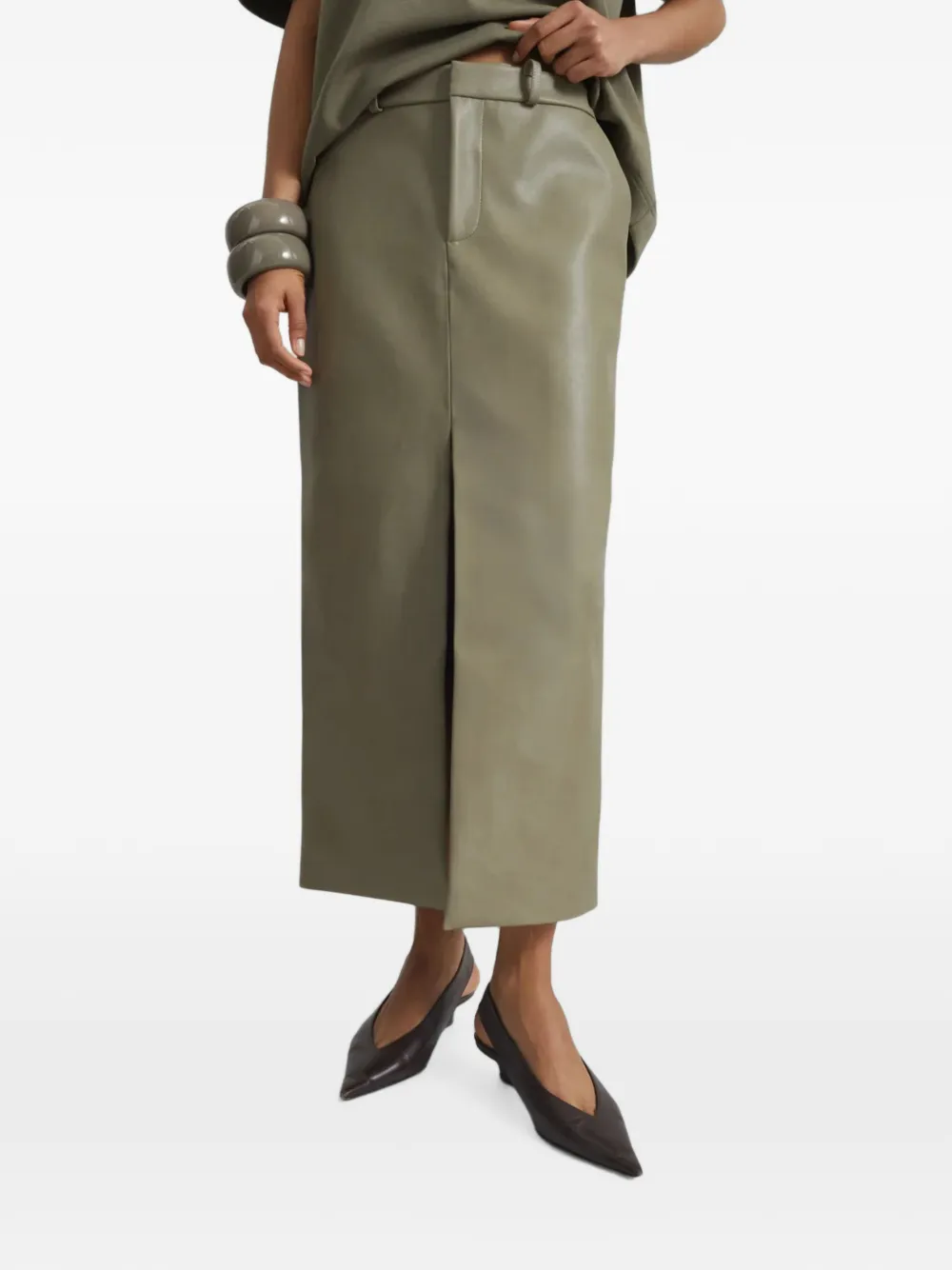 The Frankie Shop Maybelle front-slit belt-loop maxi skirt Groen