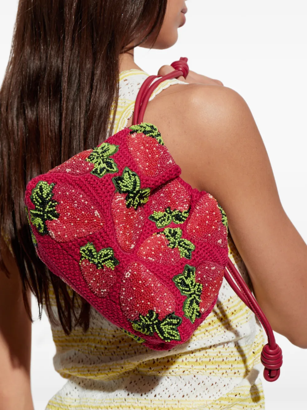 LOEWE Flamenco mini-clutch met aardbeienkralen Rood