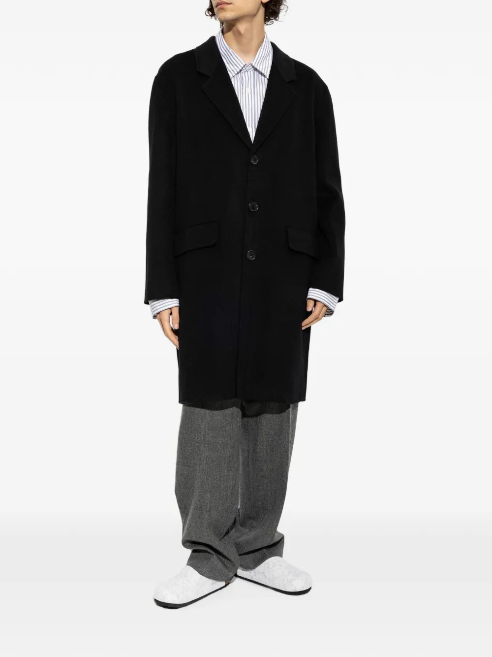 FRAME Single-breasted Notch-lapel Coat in Black, view 3