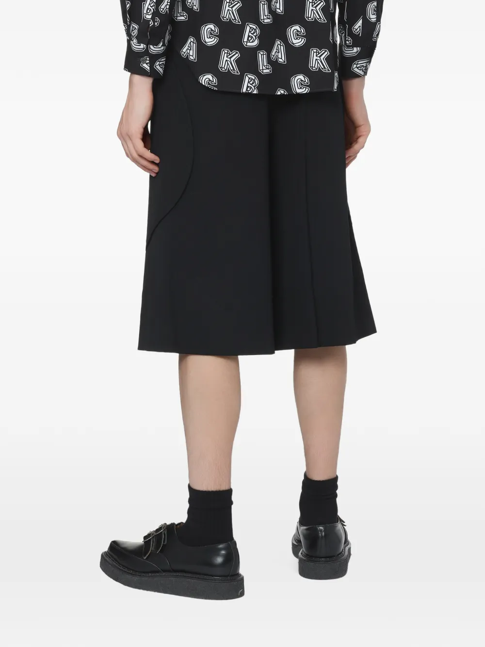Black Comme Des Garçons Shorts met gebogen overlay Zwart