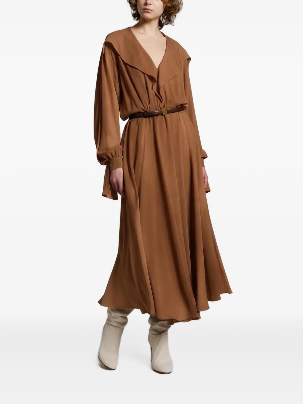 Alberta Ferretti Gesmockte maxi-jurk met capekraag Bruin