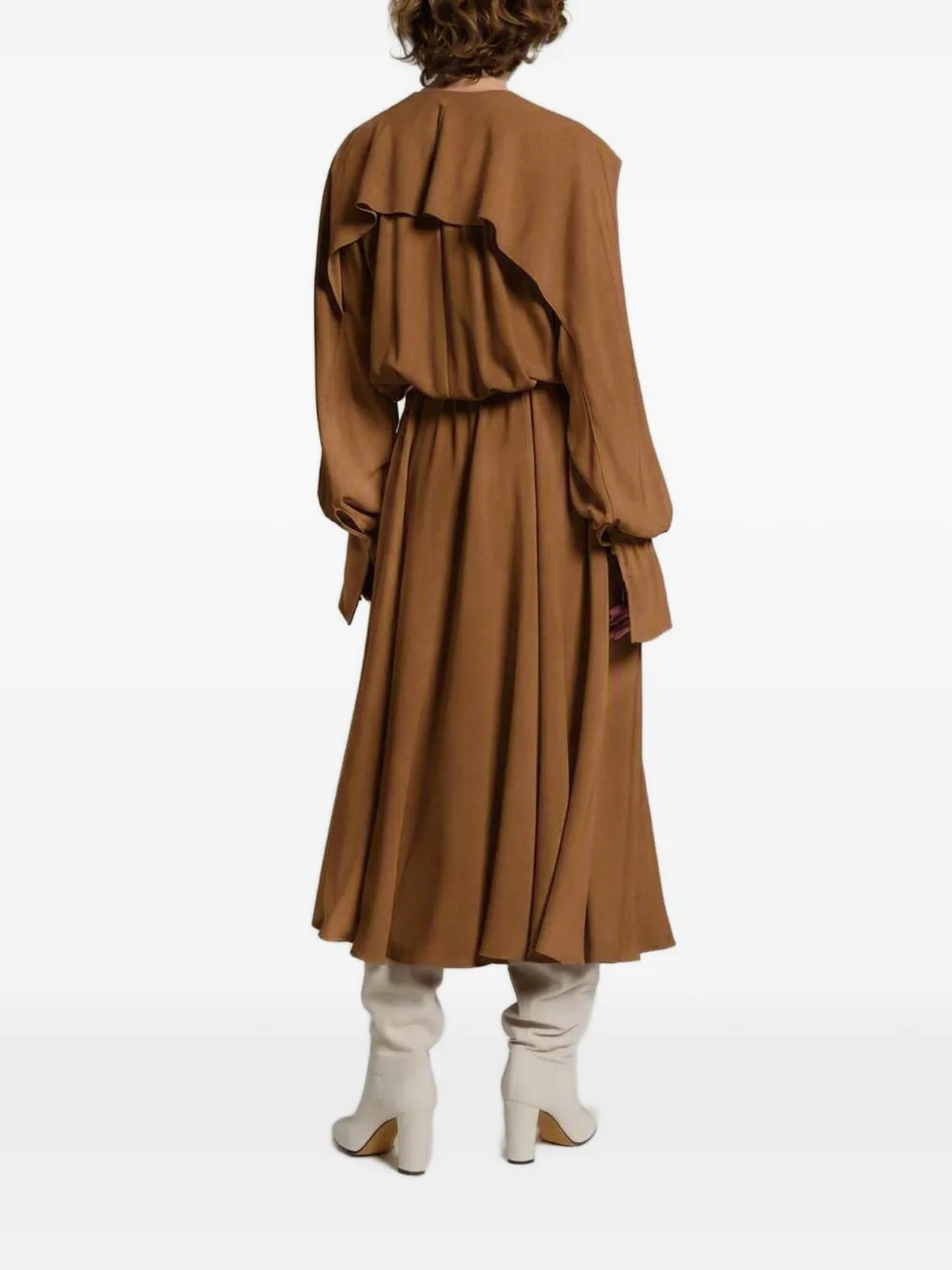 Alberta Ferretti Gesmockte maxi-jurk met capekraag Bruin