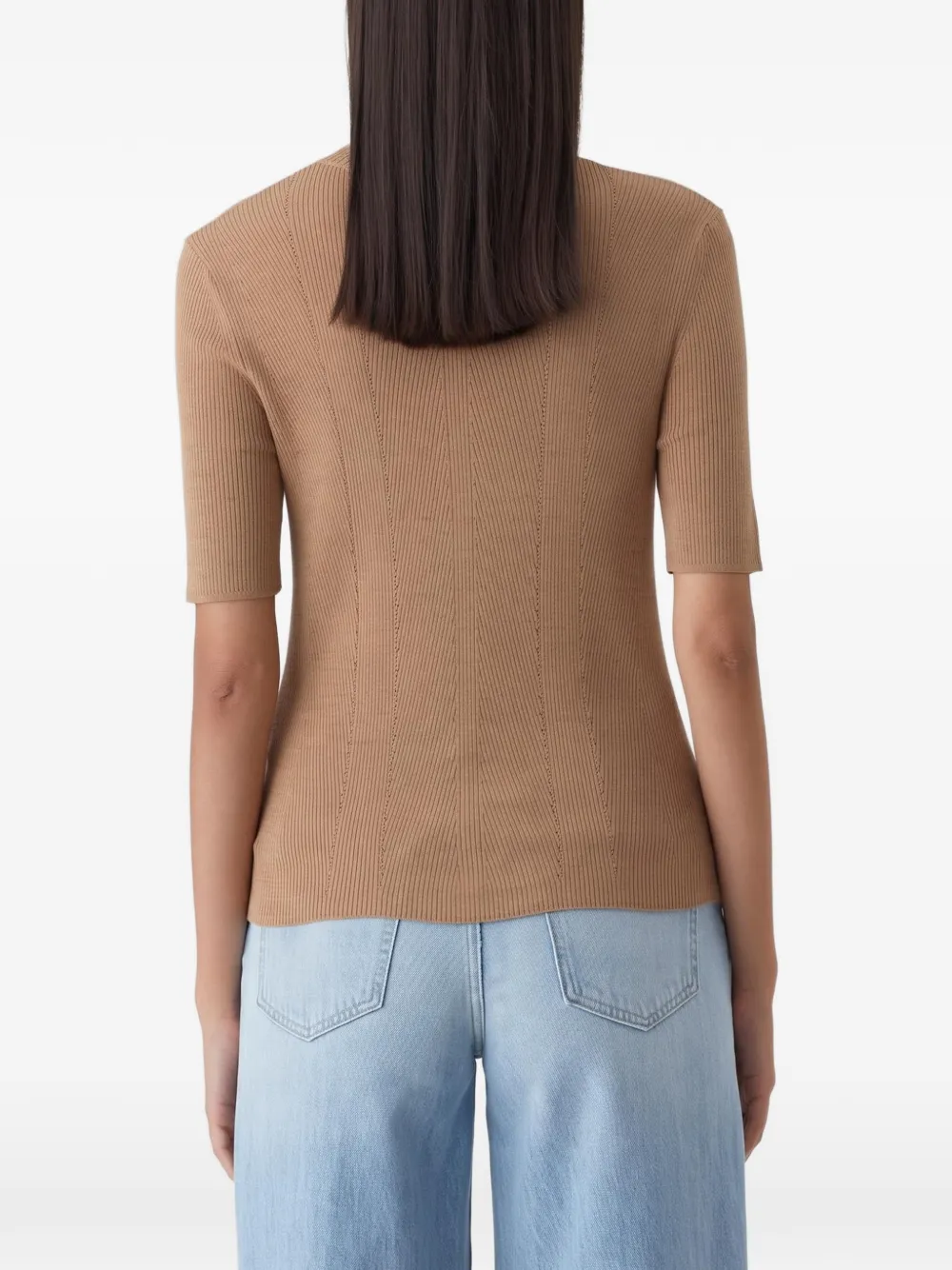 Closed ribbed fine-knit sweater Zwart