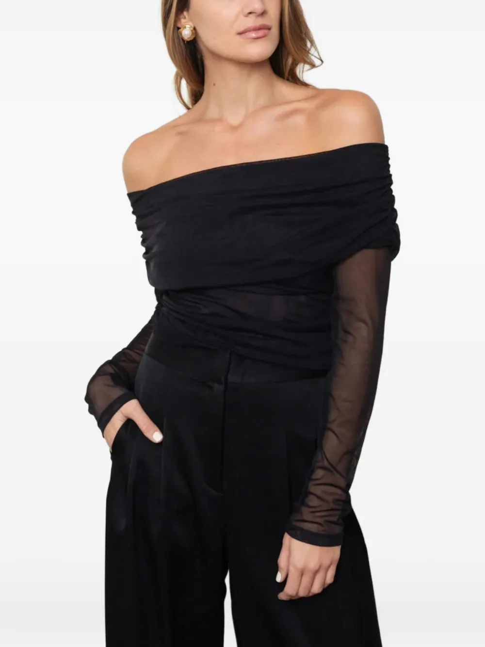 Taylor Sunset off-shoulder mesh top Zwart
