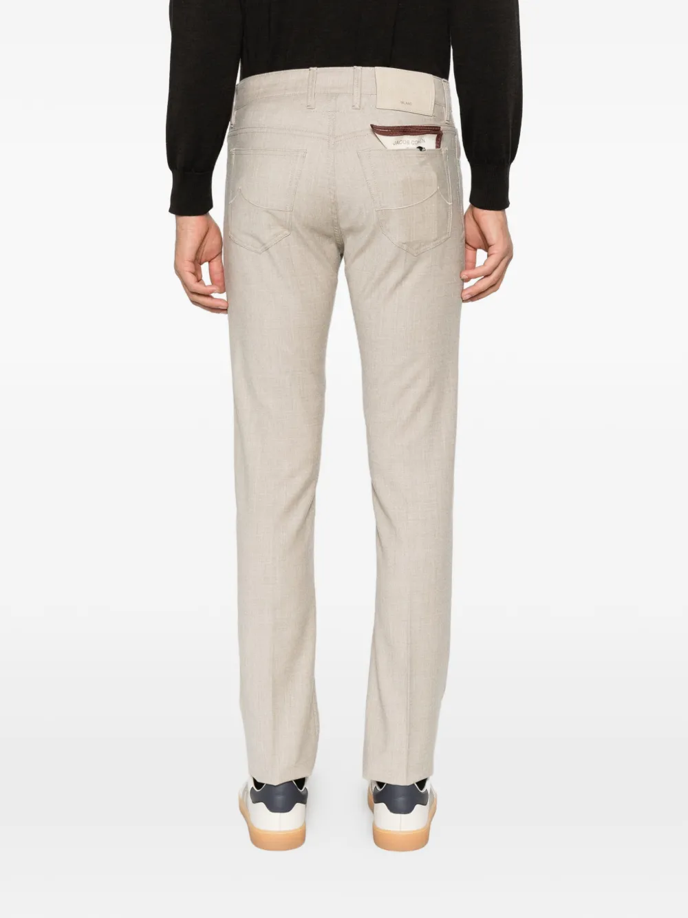 Jacob Cohën logo-patch straight-leg trousers Beige