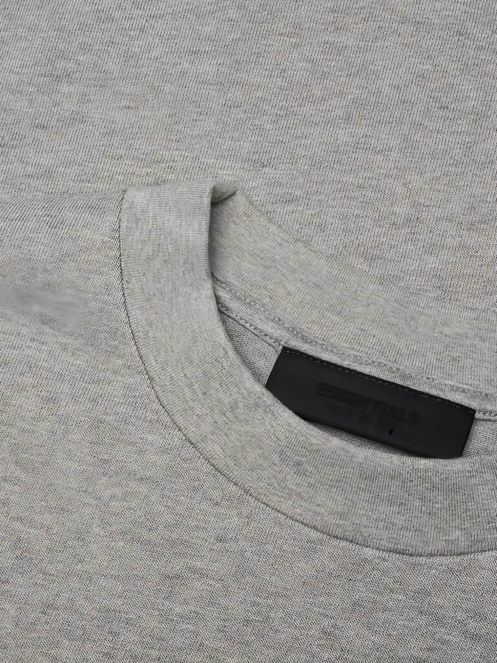 FEAR OF GOD ESSENTIALS x Barkley Hendricks NBA T-shirt Grijs