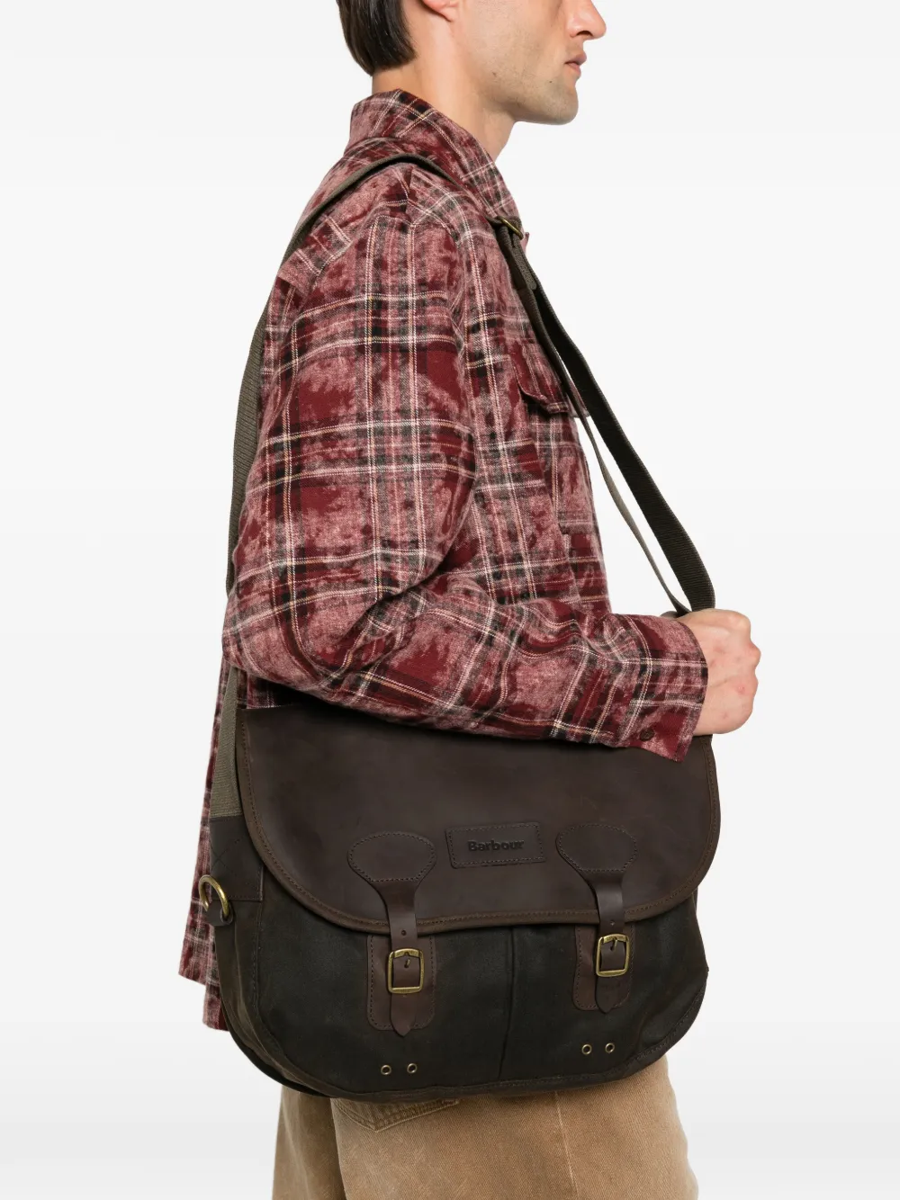 Barbour Leren messengertas met gespsluiting Bruin