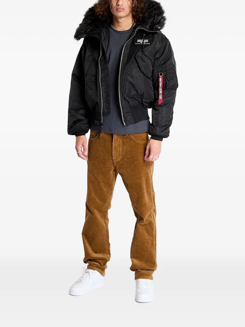 Alpha Industries 45 P jack met capuchon Zwart