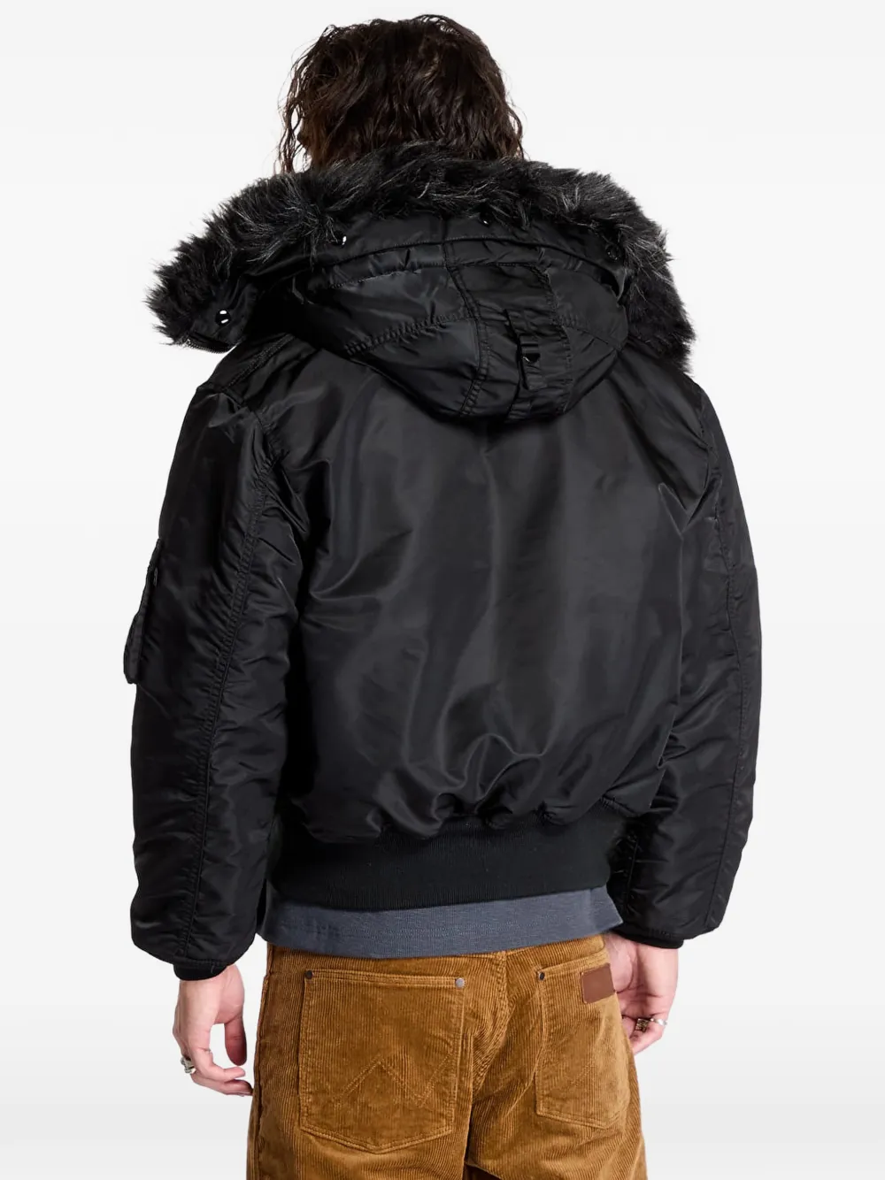 Alpha Industries 45 P jack met capuchon Zwart