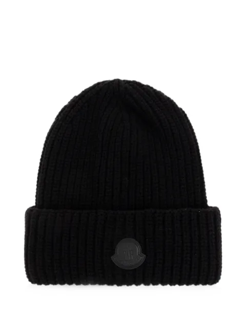 Moncler gorro tejido de canalé con parche del logo