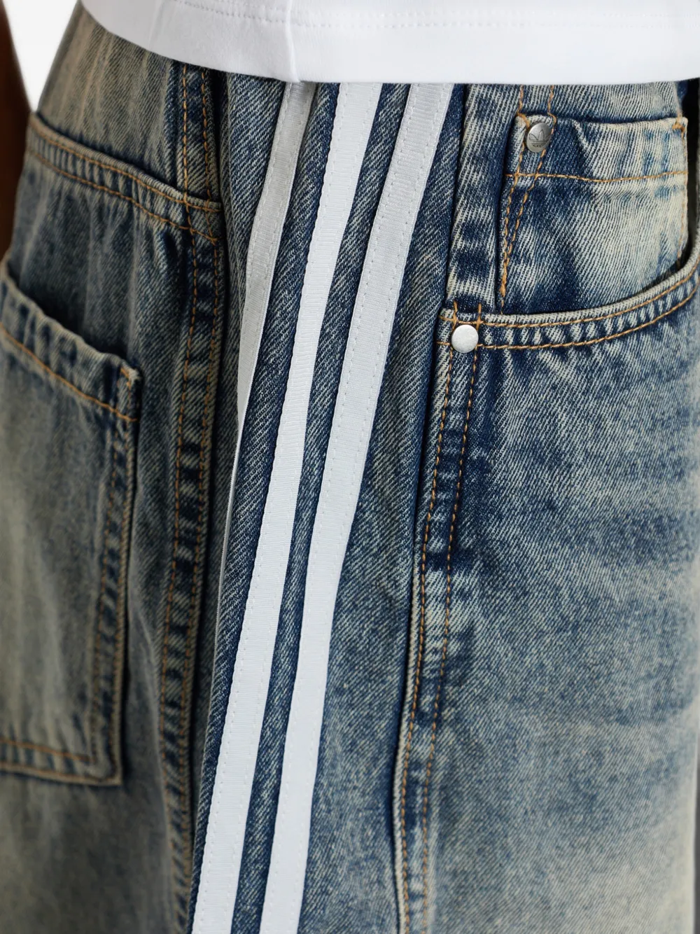 adidas 3-Stripes jeans met toelopende pijpen Blauw