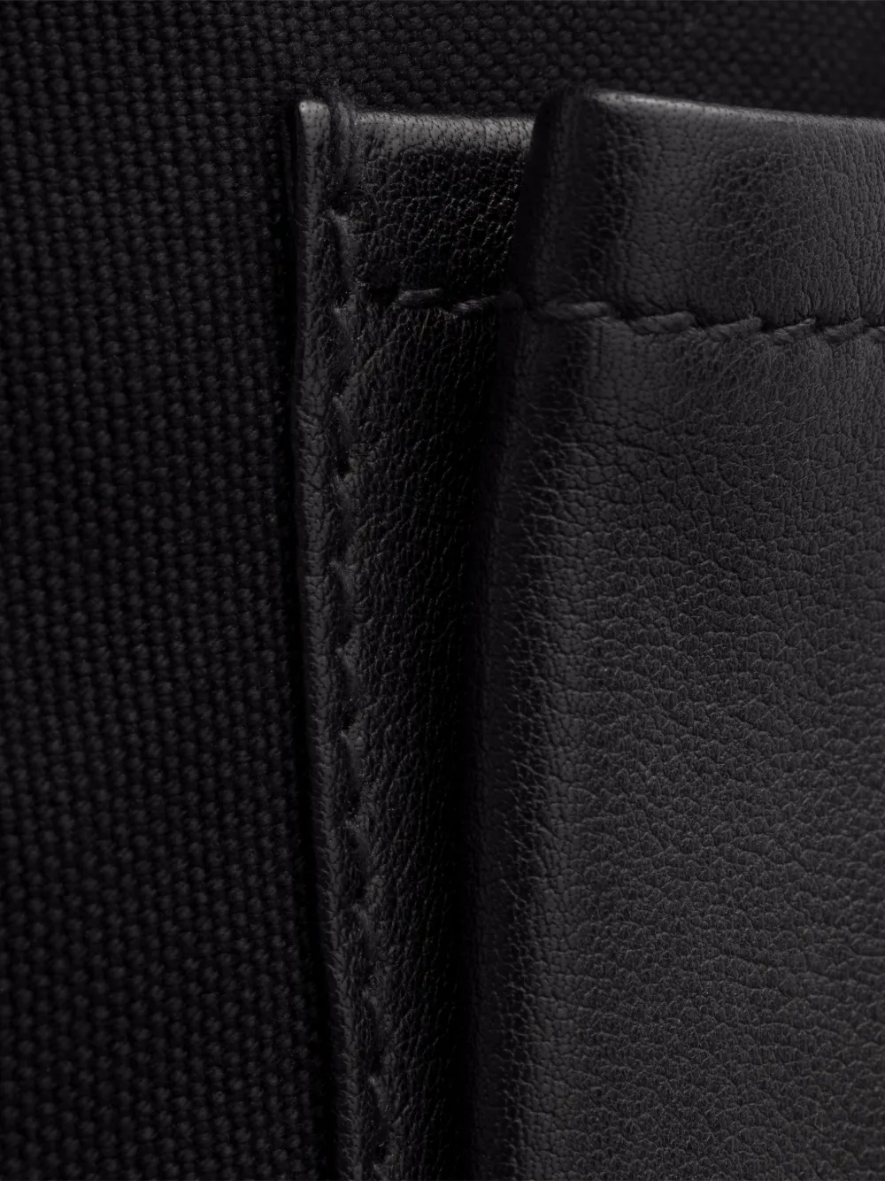Prada Grote Route canvas en leren tas Zwart