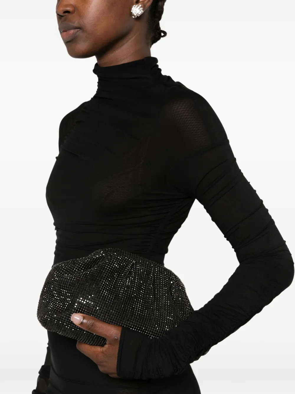 TWENTY FOURHAITCH Petra gerimpelde clutch verfraaid met kristallen Zwart