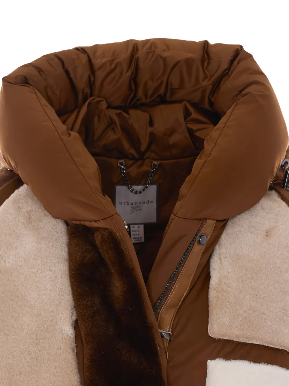 Urbancode Donsjack van imitatiebont met patchwork Bruin