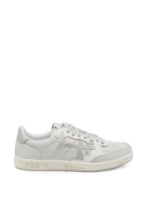 Premiata zapatillas BSKT Clay 8447 con parche del logo