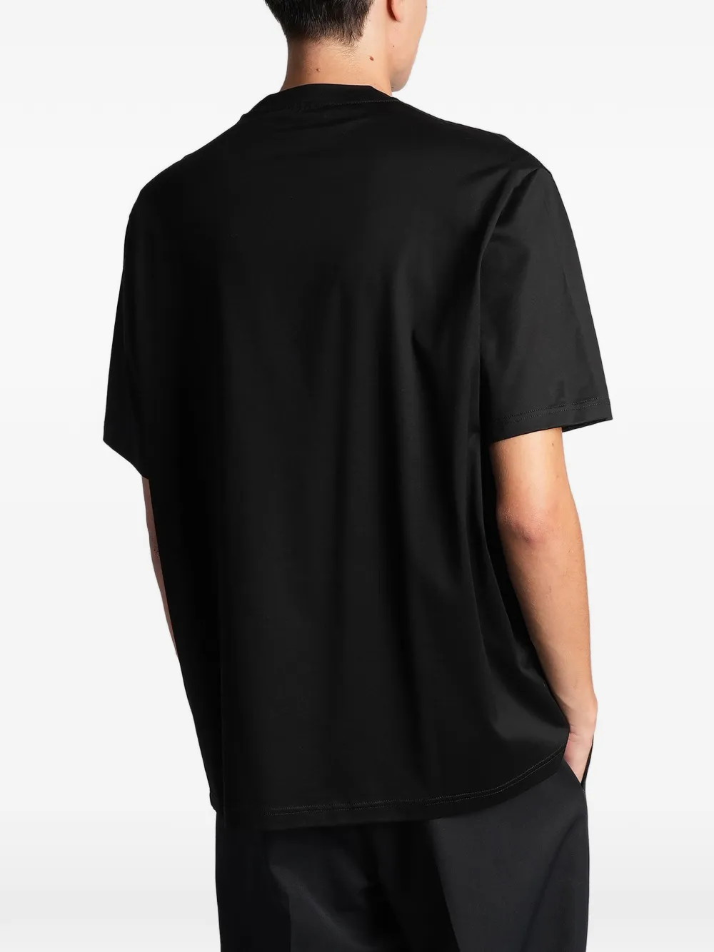 Low Brand B240 T-shirt met geborduurde roos Zwart
