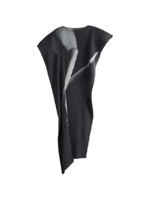 Issey Miyake pleated graphic-print maxi dress
