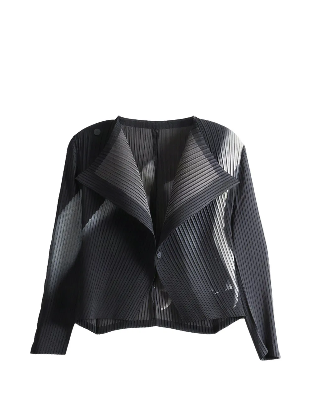 Issey Miyake Hands Of Lover Pleated Abstract-print Jacket In Black