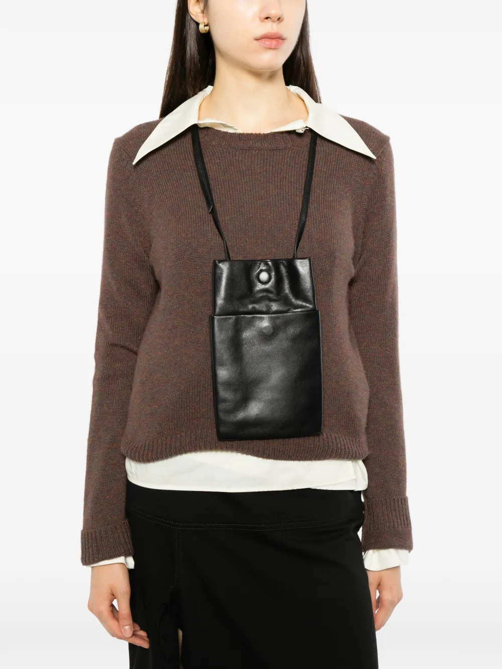 LEMAIRE book pouch in grained cow leather Zwart