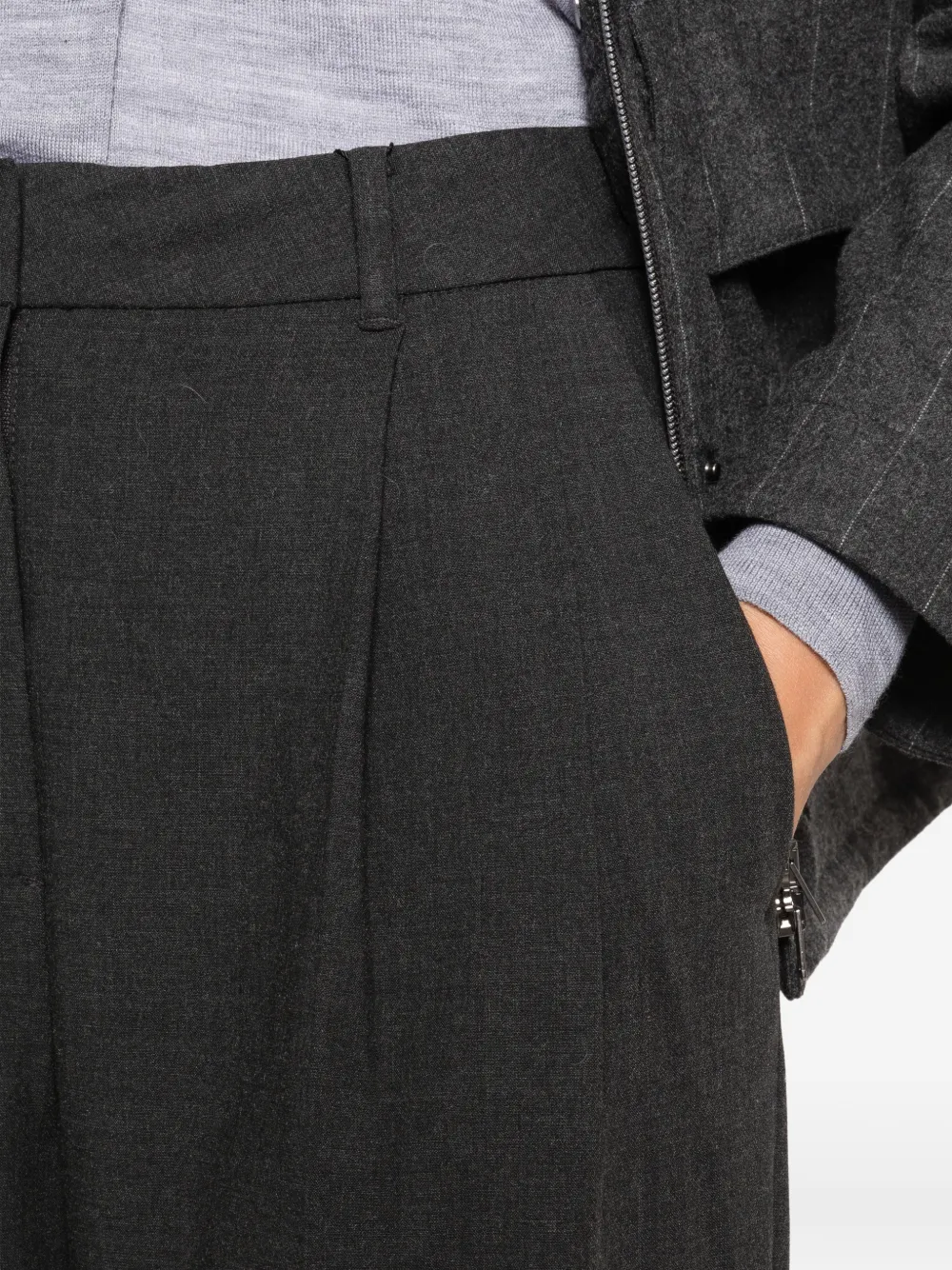 DUNST Geplooide broek Grijs