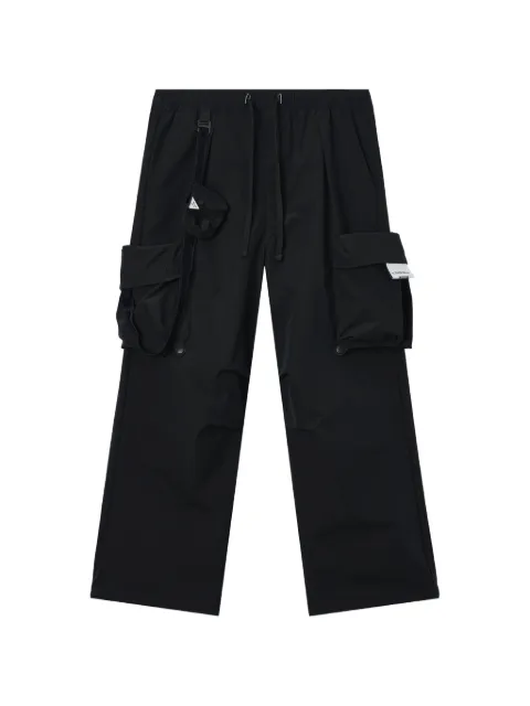 Musium Div. logo-patch cargo pants