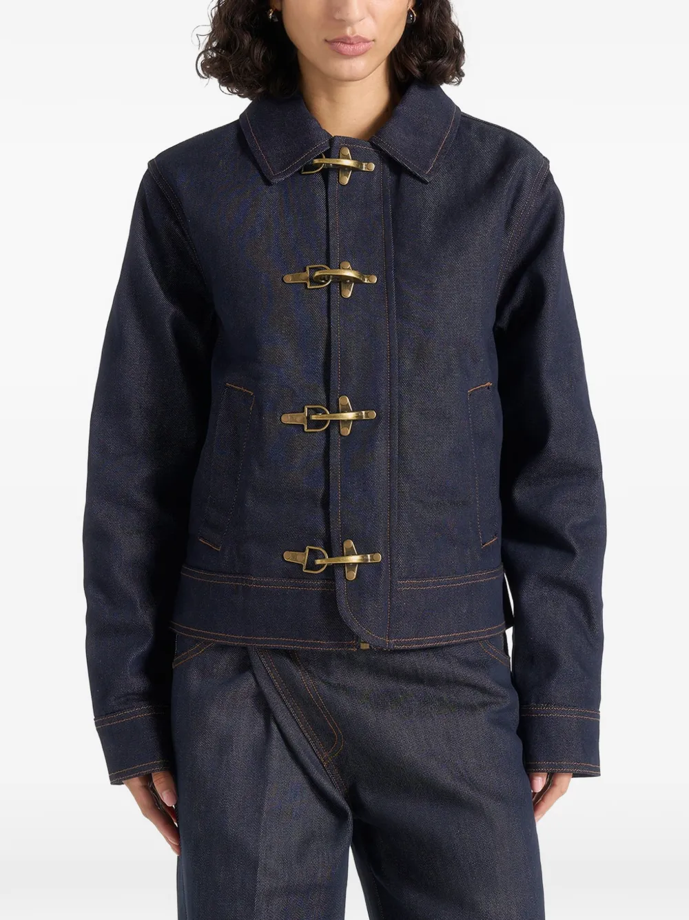 Manière De Voir Nino Jeansjacke mit Kontrastnähten und Spangendetail - Blau