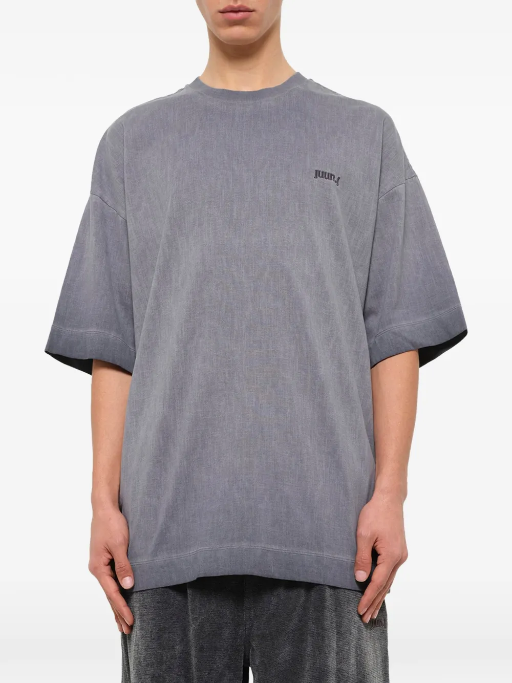 Juun.J T-shirt met geverfd-effect Grijs