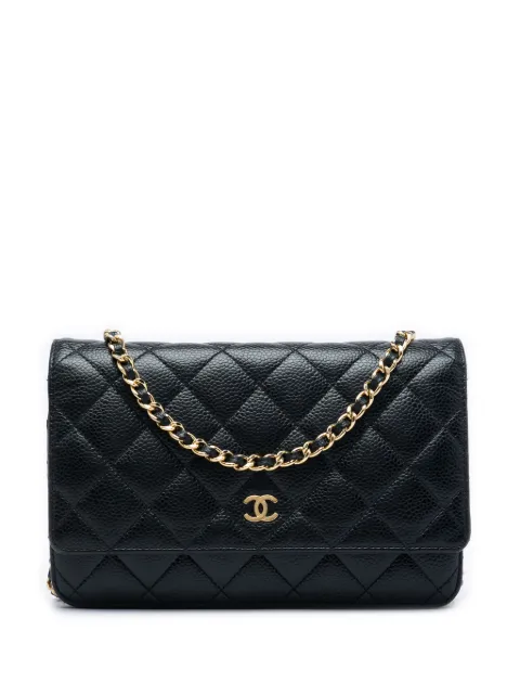 CHANEL Pre-Owned 2016-2017 CC Quilted Caviar Wallet on Chain crossbody bag