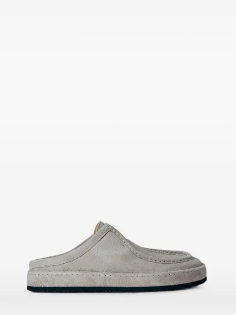 REFERENC Fernabee mules