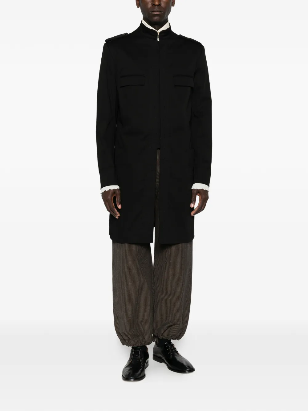 Yohji Yamamoto epaulette-detail high-neck jacket Zwart