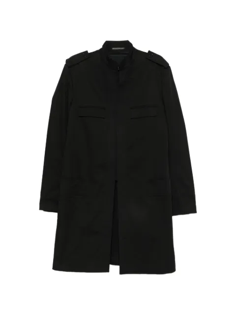 Yohji Yamamoto chaqueta con cuello alto y detalle de charreteras