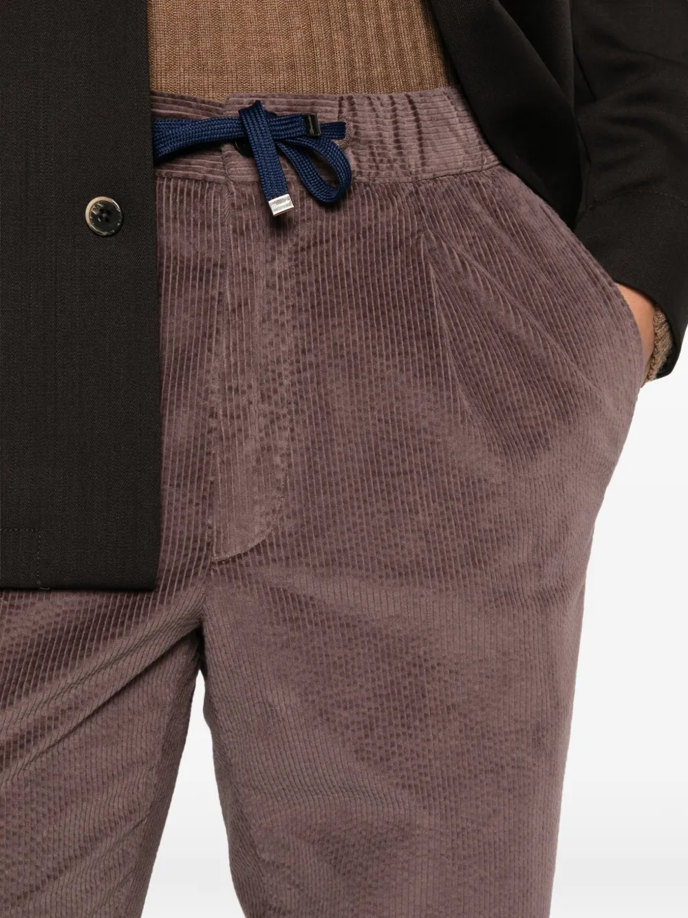 Drumohr Corduroy Drawstring Trousers in Brown, view 5