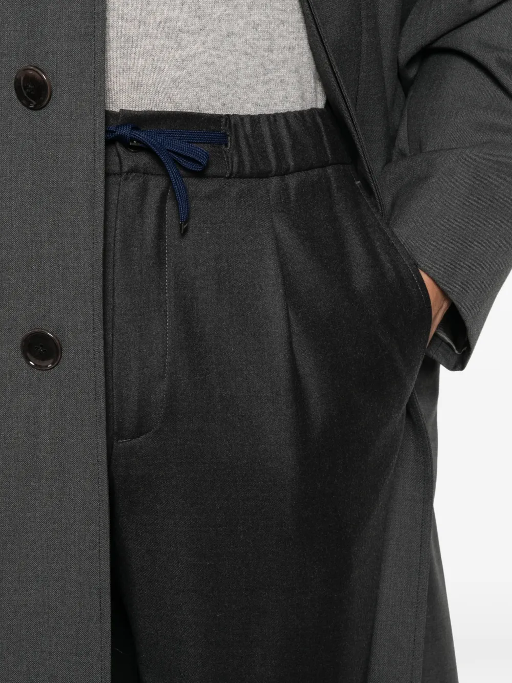 Drumohr Drawstring Pleated Trousers in Grey, view 5