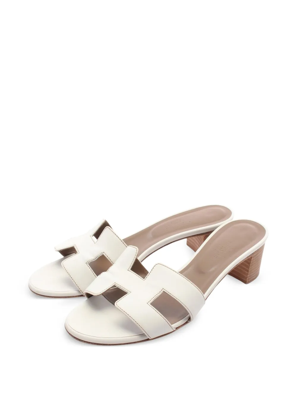 Hermès Pre-Owned sandales en cuir Oasis (années 2000) - Blanc Hermès Pre-Owned sandales en cuir Oasis (années 2000) - Blanc