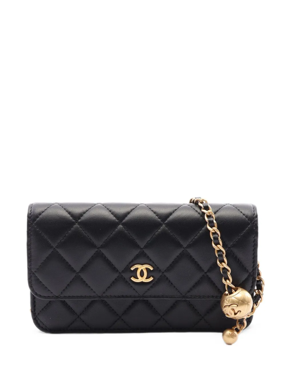 CHANEL Pre-Owned 2021 Matelassé leather shoulder bag - Nero
