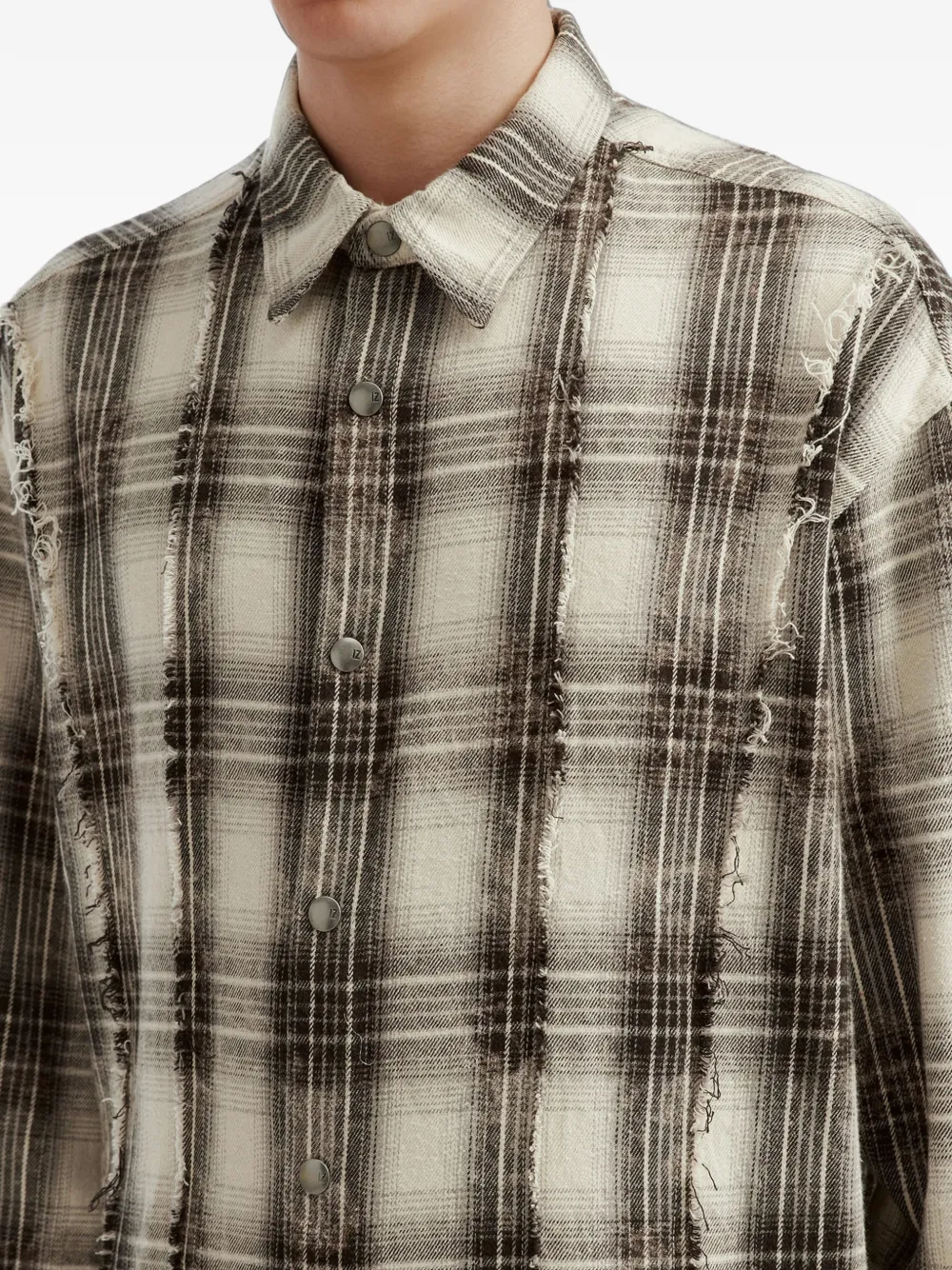 izzue frayed-detailing check-pattern shirt Beige